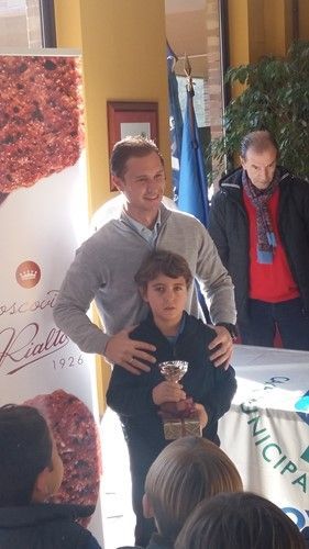 Álvaro, alumno del Colegio Palacio de Granda, gana torneo de Golf